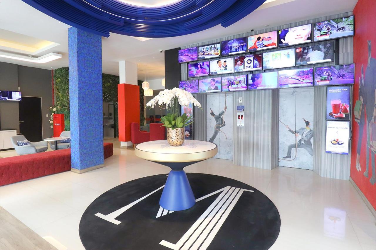 Moritz Biz Gandaria Hotel Jakarta Exterior photo